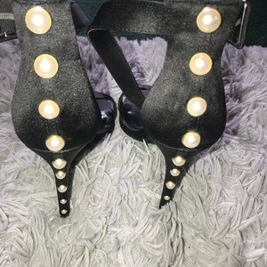 Black forever 21 heels .